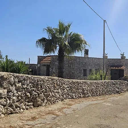 Foresta Leuca By Lovesud Country house *